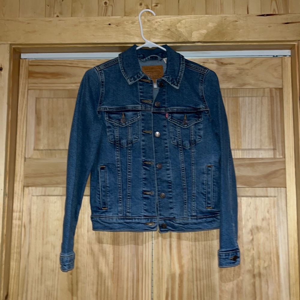 NEW Levi’s Jean Jacket